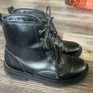 Old Navy Girls Combat Boots size 13